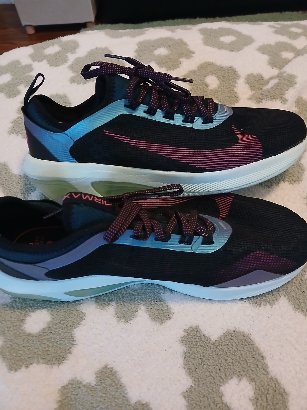 Womens Nike Airmax